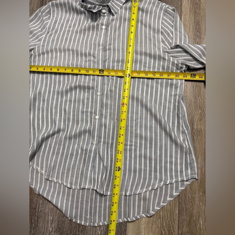 Hester & Orchard button up shirt XL
Excellent condition - Picture 4 of 4